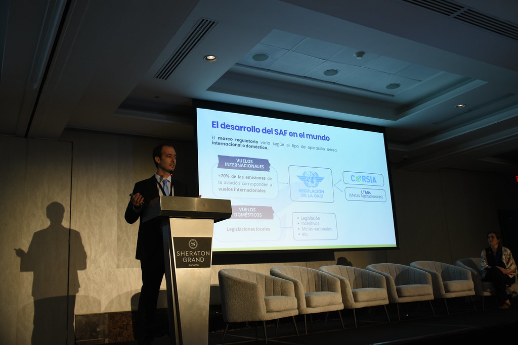 Agustin Torroba en una presentación sobre CORSIA en la Cumbre Panamericana de Biocombustibles Liquidos